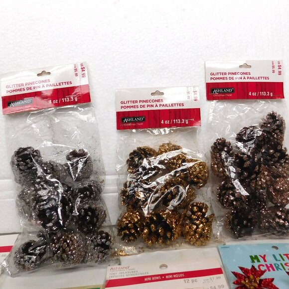 Lot of Metallic Christmas Package Wrapping Mini Decorations Bows Bulbs Ornaments - Picture 3 of 8